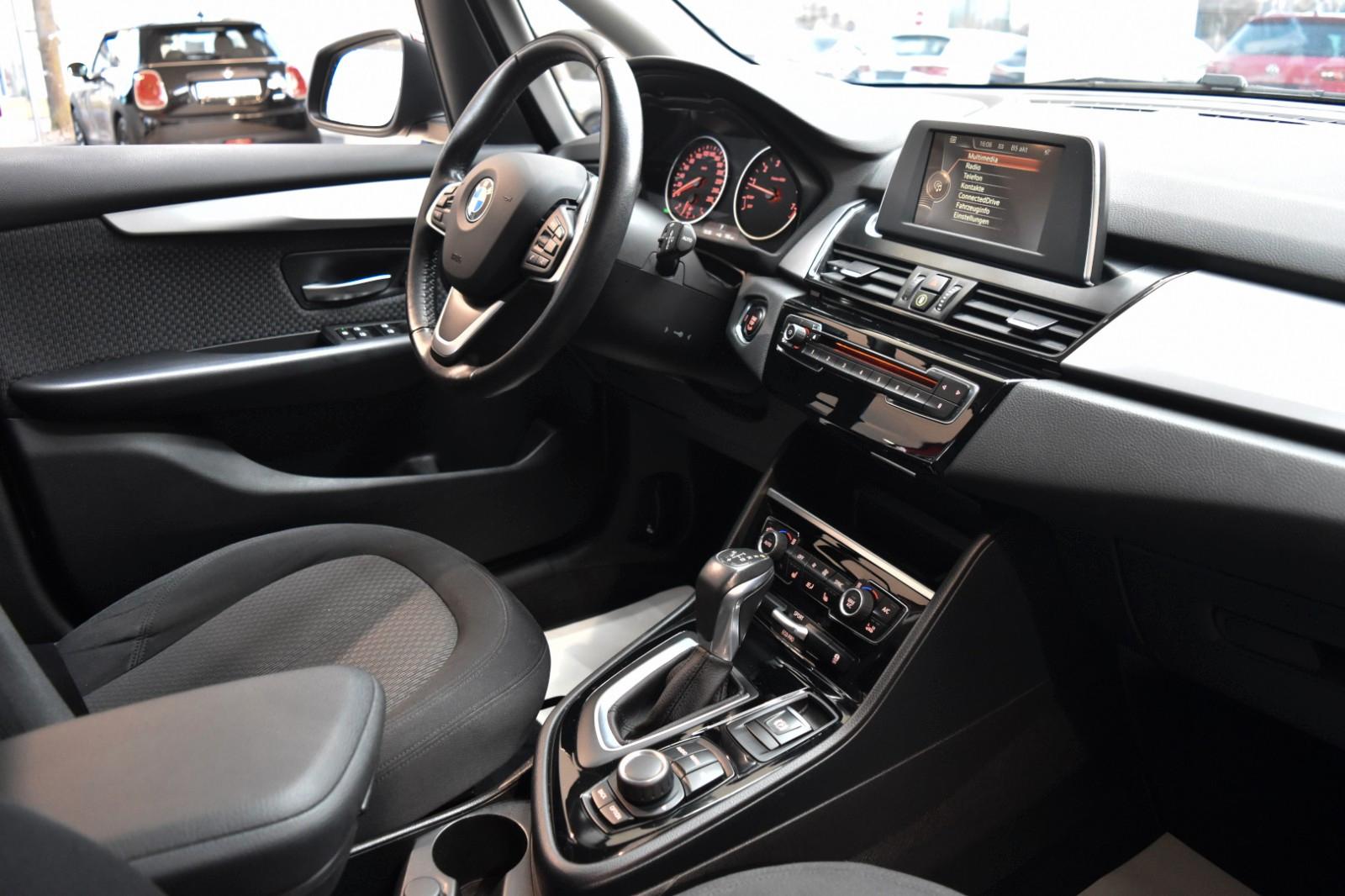 BMW 225i Active Tourer~Automatik~1.Hd.~LED~SHZ~ufrei
