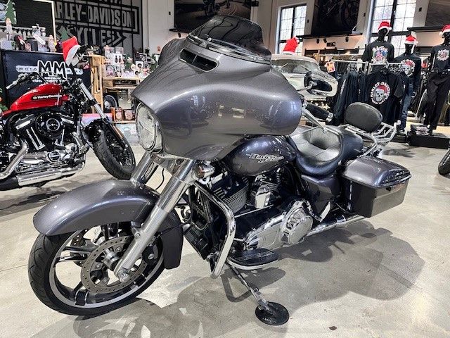 Fahrzeugabbildung Harley-Davidson FLHXS Street Glide 103 CUI