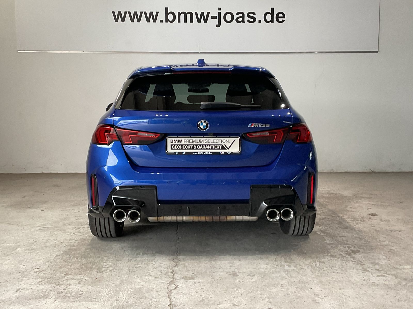 Fahrzeugabbildung BMW M135 xDrive Hatch Head-Up HK HiFi DAB LED Shz