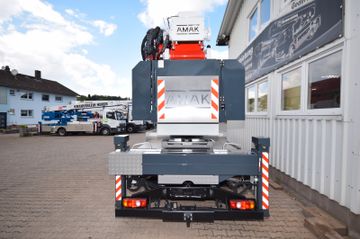 Mitsubishi Fuso AMAK 65E -  Vollelektrisch im Kranbetrieb
