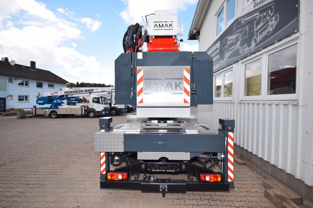 Mitsubishi Fuso AMAK 65E -  Vollelektrisch im Kranbetrieb