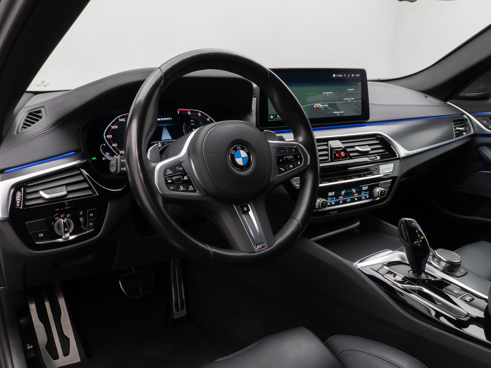 Fahrzeugabbildung BMW M550i xD Kamera Laser HUD DAB H/K 4xKlima Komfor
