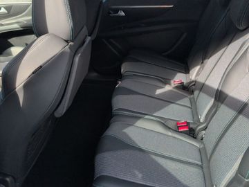 Peugeot 5008 - 8