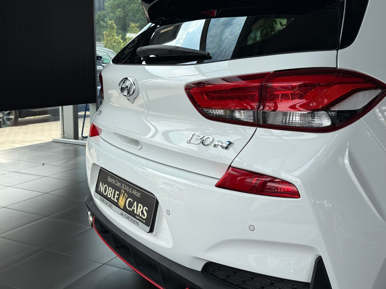 Fahrzeugabbildung Hyundai i30 N Performance KOMFORT LED NAV SHZ RFK 19"