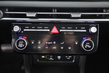 Hyundai TUCSON - 12