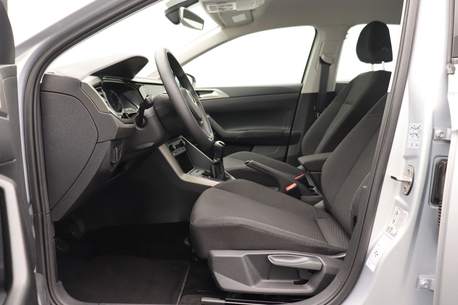 Fahrzeugabbildung Volkswagen Polo VI 1.0 Comfortline
