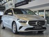 Mercedes-Benz B 200 Style DISTRONIC++KAMERA+MULTIBEAM+SHZ+NAVI - Mercedes-Benz B 200 Gebrauchtwagen in Stuttgart