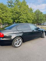 BMW 3er E90 - BMW aus 2009: 3er