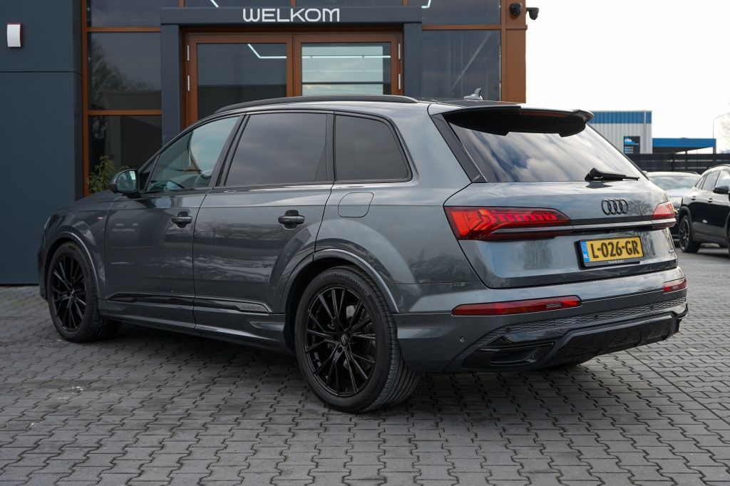 Audi Q7 55 TFSI e Quattro | RS Zetels | Pano | B&O | imagem 3