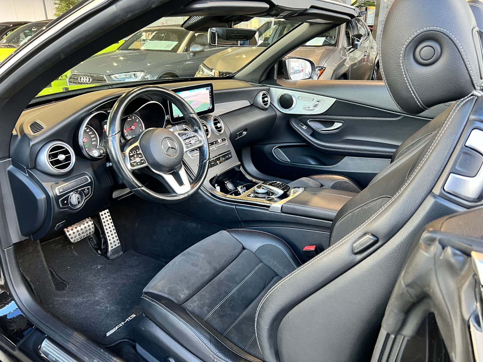 Fahrzeugabbildung Mercedes-Benz C 200 Cabrio LED NAVI ALU PDC