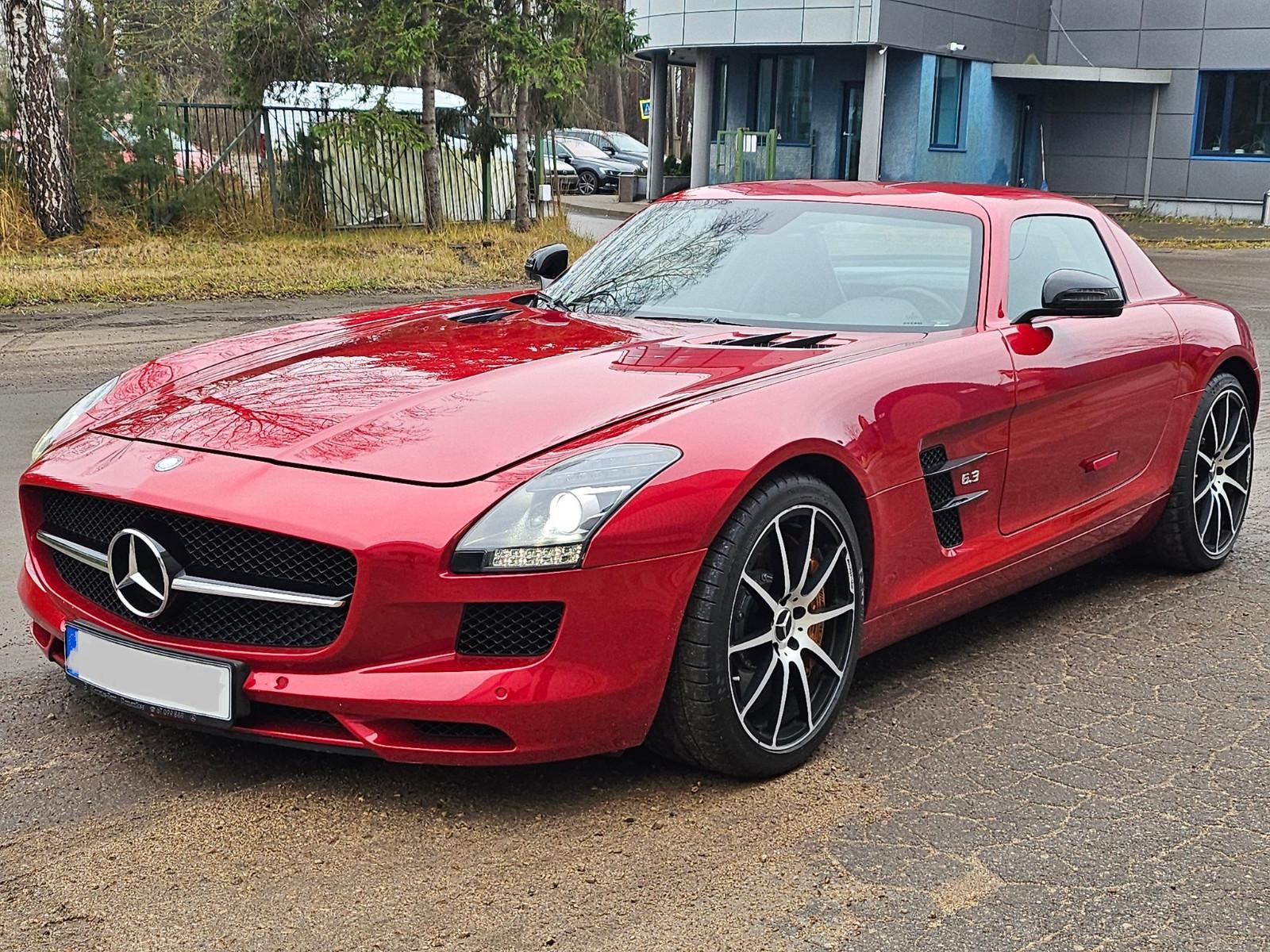 Mercedes-Benz SLS AMG 6.2 V8