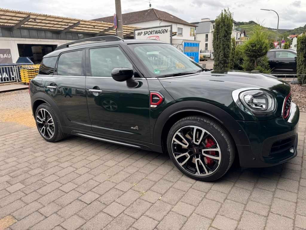 MINI John Cooper Works Countryman