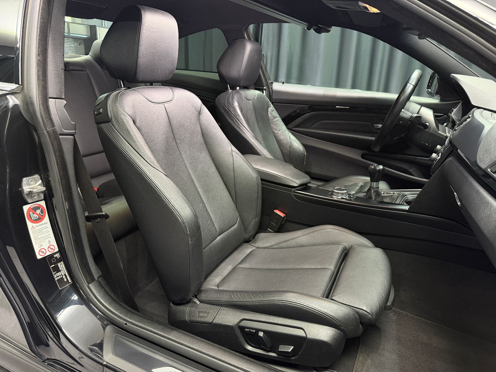 Fahrzeugabbildung BMW 435 i Coupe|SCHALTER|M-Performance|HIFI|LEDER
