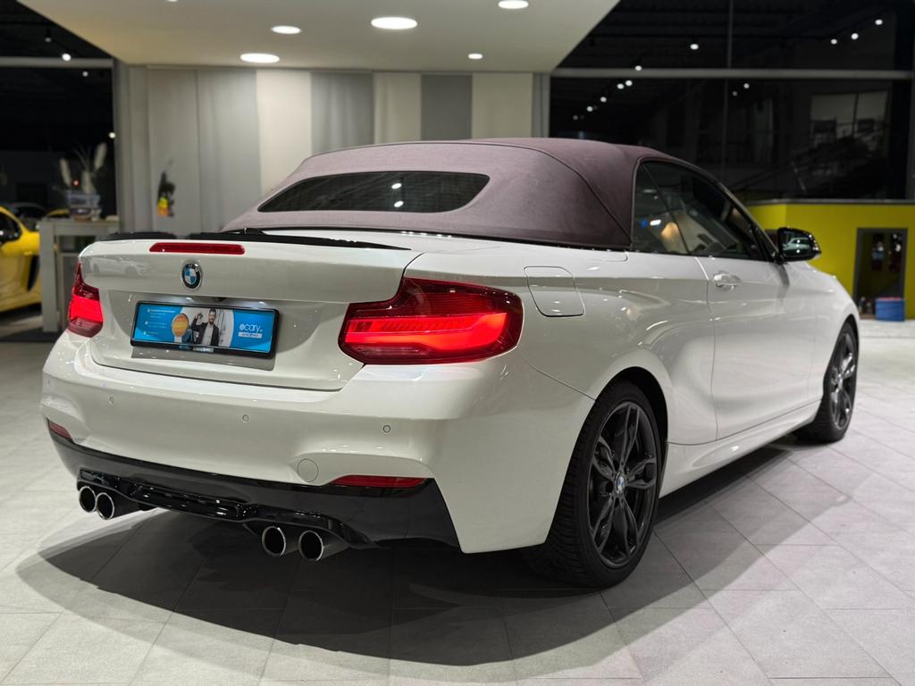 BMW M235
