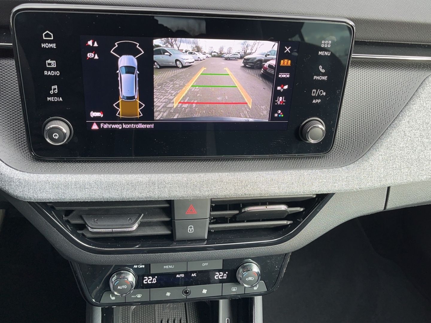 Scala DRIVE 1.0 TSI 85 kW 7-Gang DSG-Verfügbar a