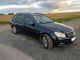Mercedes-Benz Mercedes 220 T CDI Blueefficiency  TÜV + S... - gebrauchte Mercedes-Benz 220 aus dem Jahr 2010