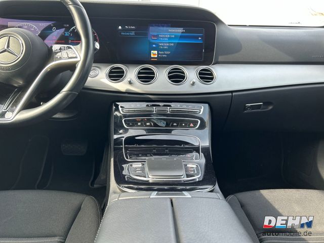 Mercedes-Benz E 300 T de Avantgarde 4Matic Widescreen Cam SHZ 