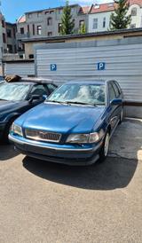 Volvo  v40 wenig  Kilometer - Volvo Gebrauchtwagen von 1997