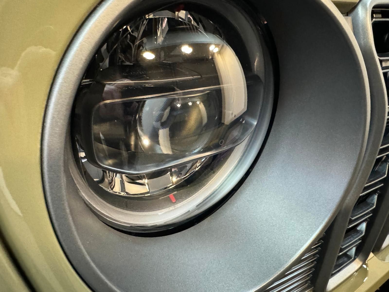 Fahrzeugabbildung Jeep GLADIATOR WILLYS '41 ED. 3.6L-V6 HARDTOP-SOFTTOP