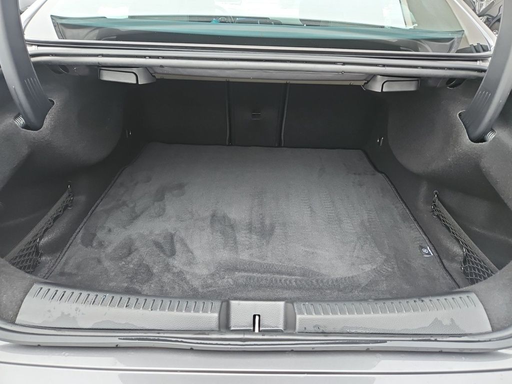 Fahrzeugabbildung Mercedes-Benz CLA 180 Coupé Progressive MBUX-HighEnd LED DAB