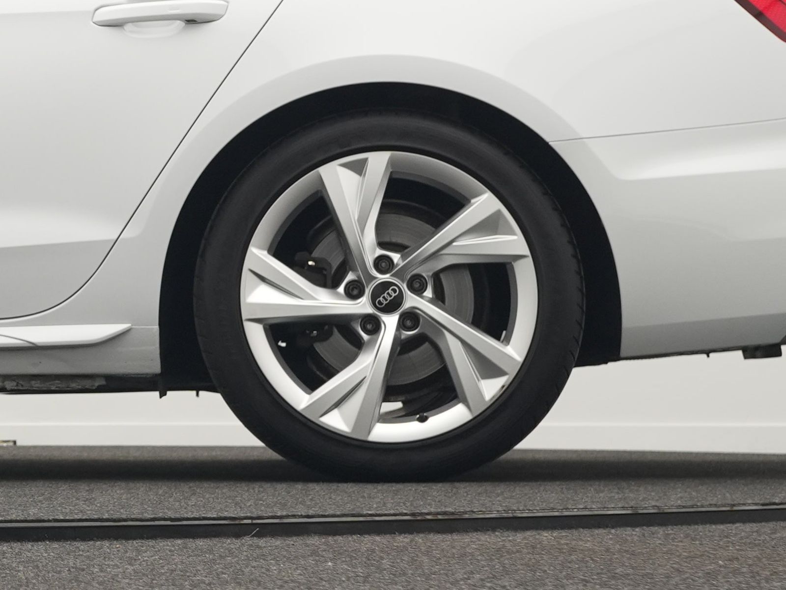 Audi A4 - Bild 49