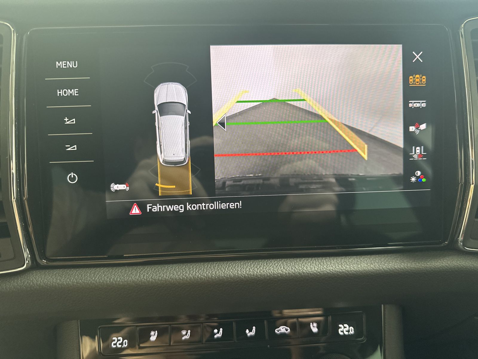 Fahrzeugabbildung SKODA Kodiaq 4x4 Style NAV+MATRIX+ACC+STANDHEIZUNG+VC