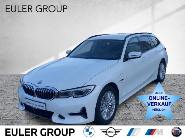 BMW 320 e Tour Luxury Line HeadUp Navi Laserlicht AC