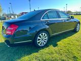 Mercedes-Benz S 350 S Limousine CGI BE - Mercedes-Benz S 350 mit Benzin-Antrieb: Automatik