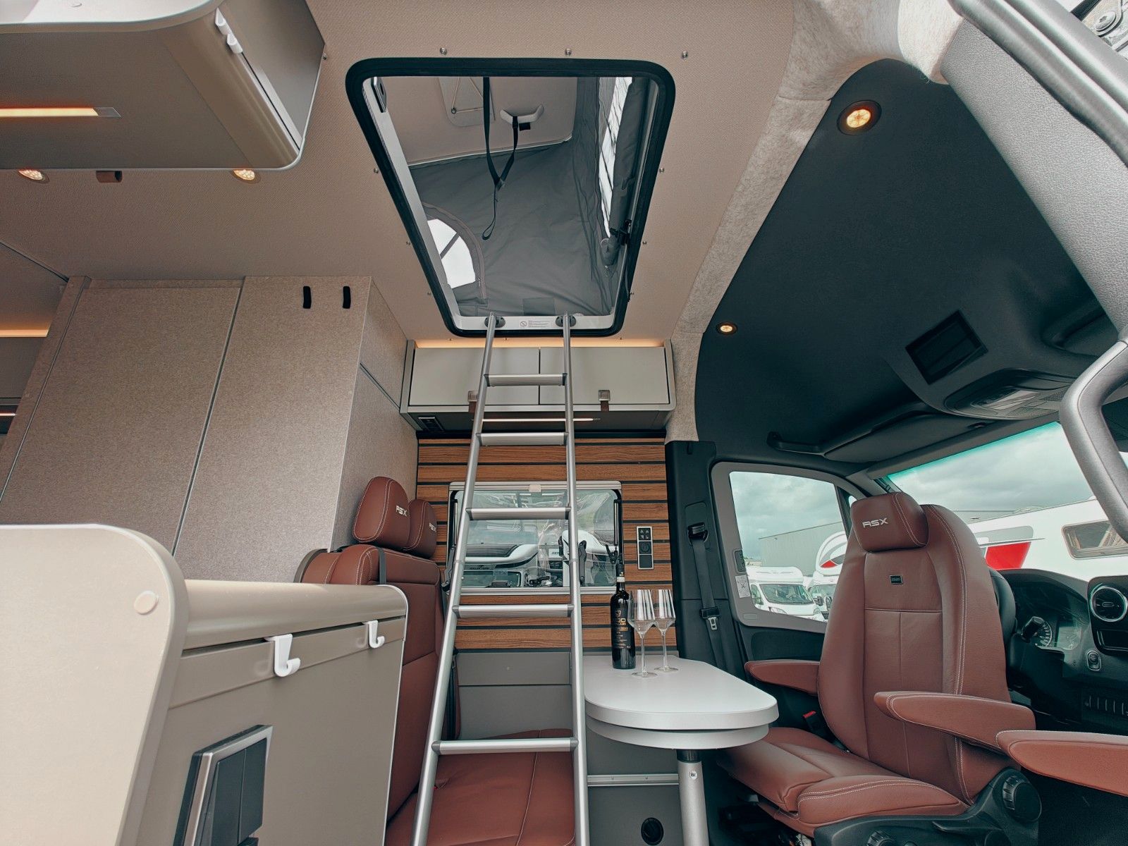 Fahrzeugabbildung HYMER / ERIBA / HYMERCAR GRAND CANYON S 600 4x4 RSX ONE by palmo