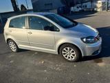 Volkswagen Golf Plus 1.6 Liter .136000 Km . Viele neu... - Volkswagen Golf Plus in Solingen