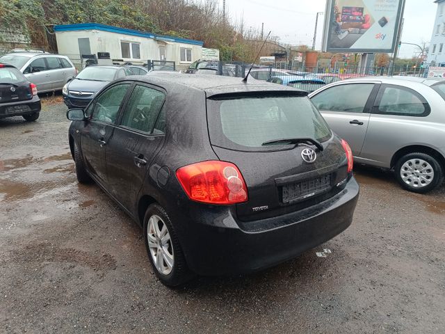 Toyota Auris Life Klima 1Hand