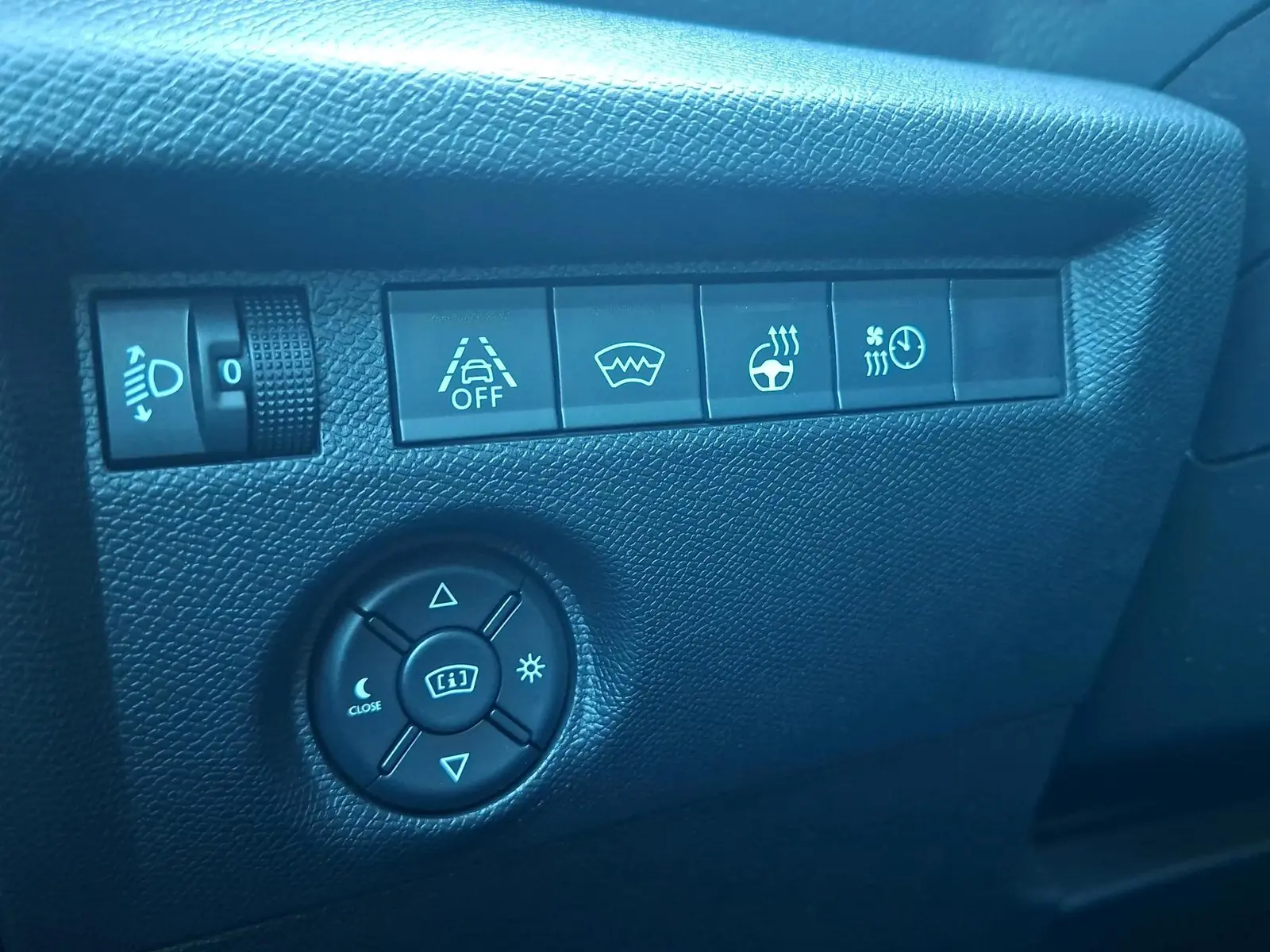 Citroën ë-C4 Shine Elektro 136