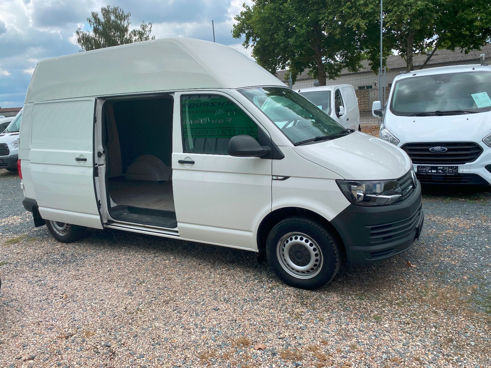 Fahrzeugabbildung Volkswagen T6 Transporter Kasten Hochdach lang,AHK