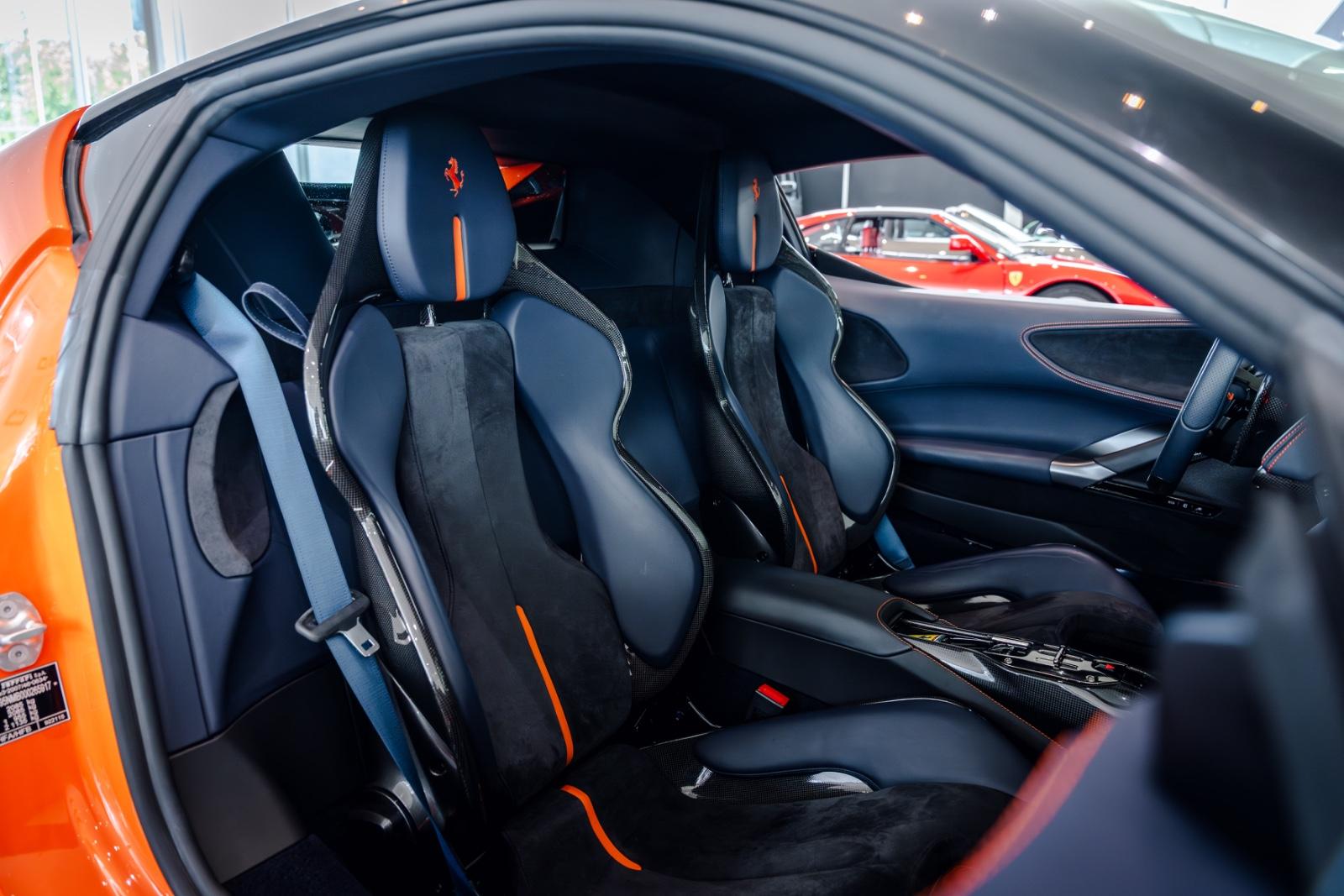 Ferrari SF90 Stradale*Lift*JBL*Carbon*Passenger-Display*