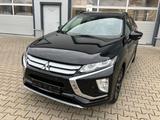 Mitsubishi Eclipse Cross Intro Edition 4WD /LED/RFK/HEAD-UP - Mitsubishi Eclipse Cross: Intro Edition
