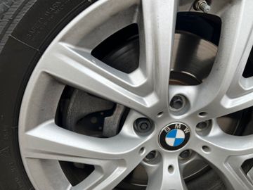 BMW X1 sDrive 20 i