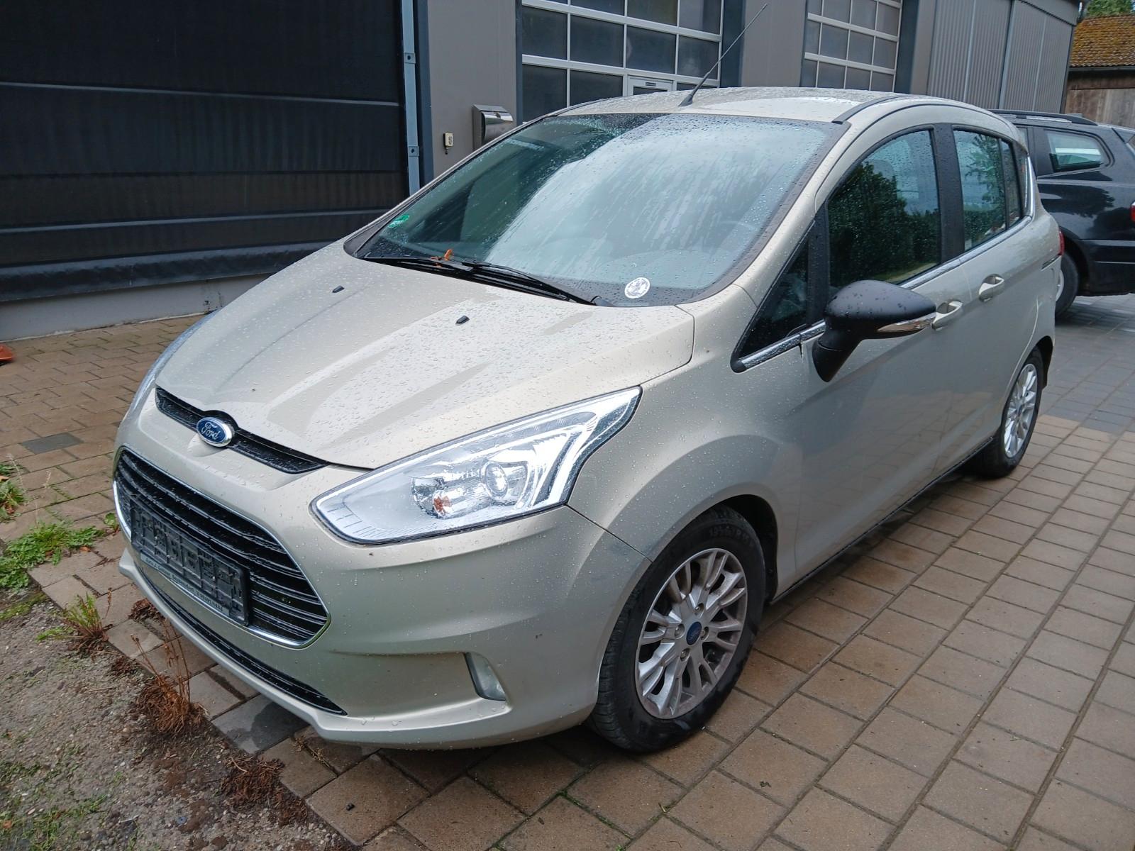 Ford B-Max B-MAX Titanium