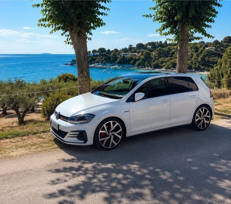 Image of Volkswagen Golf