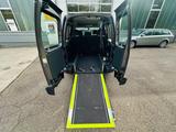 Volkswagen Caddy Kombi BMT-Rollstuhlrampe - mit Diesel-Antrieb: Behindertengerecht, Kombi