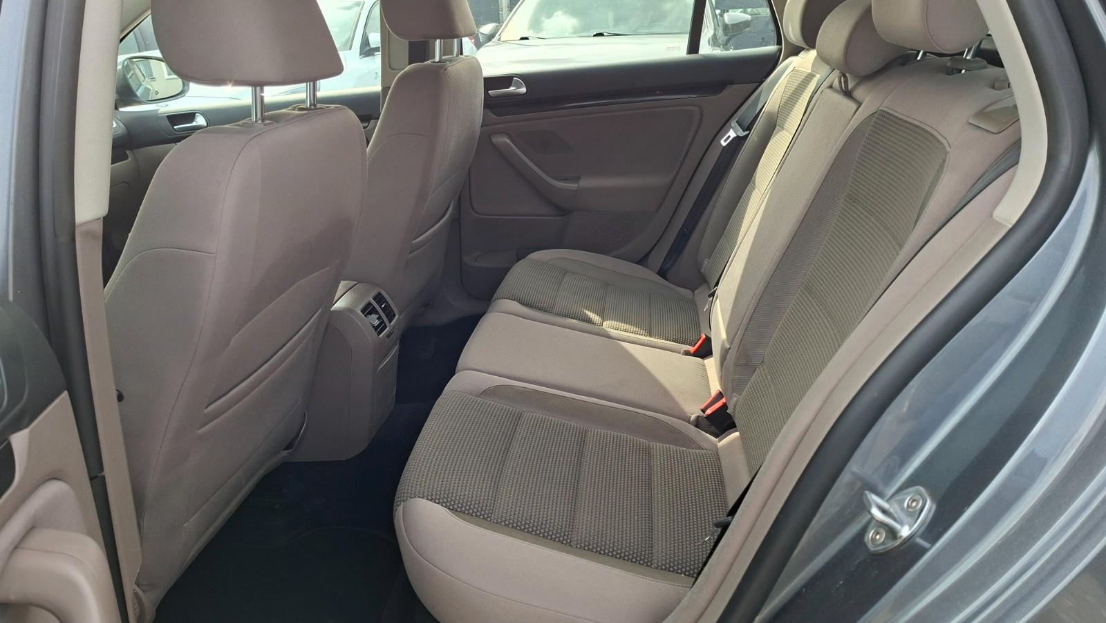 Volkswagen Golf 2013 — photo 12