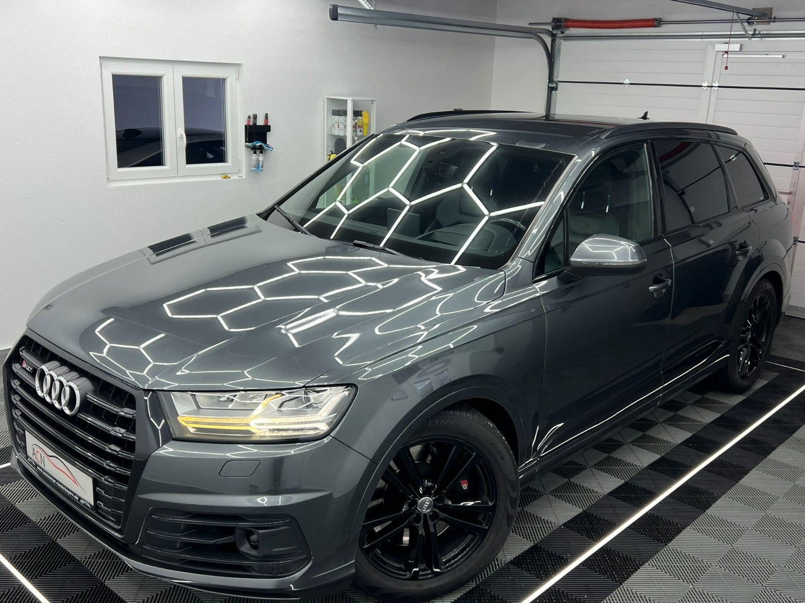 Fahrzeugabbildung Audi SQ7 4.0 TDI Quattro/MATRIX/HuD/ACC/AHK/AMBI+