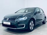 Volkswagen Golf VII Lim. e-Golf * NAVI * R-KAM * CCS * ACC - Volkswagen Golf mit Elektro-Antrieb: Automatik