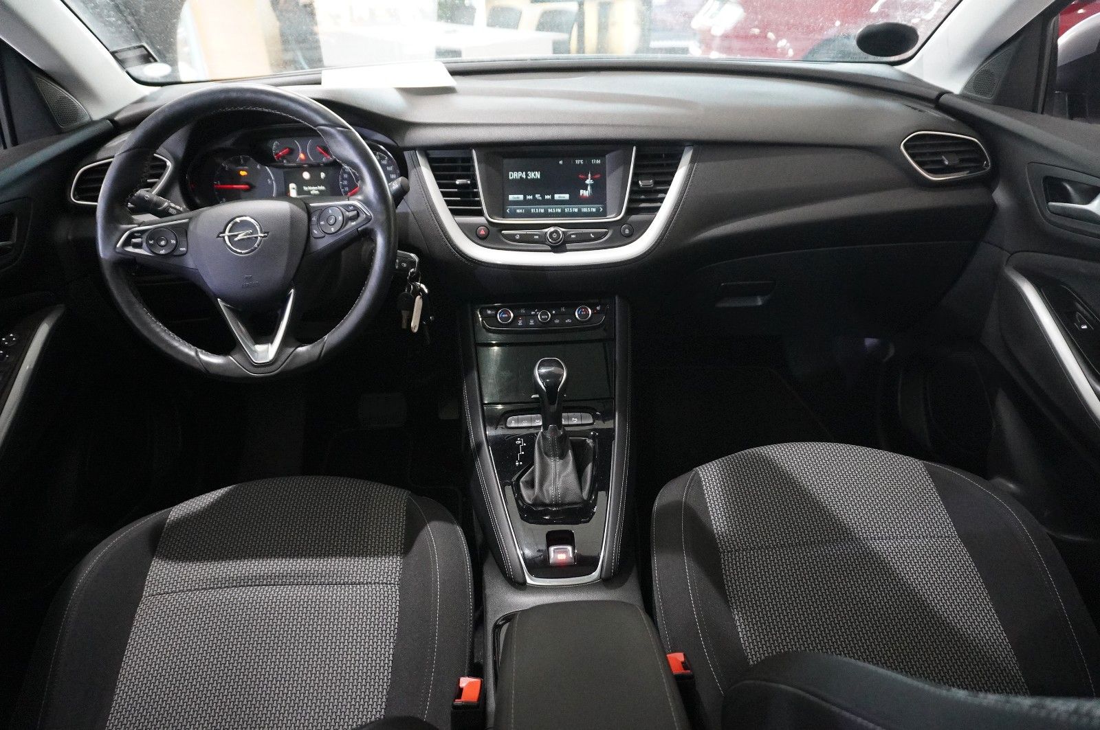 Fahrzeugabbildung Opel Grandland (X) 1.5D  EDIT. NAVI/LED/KAMERA/SH/AHK