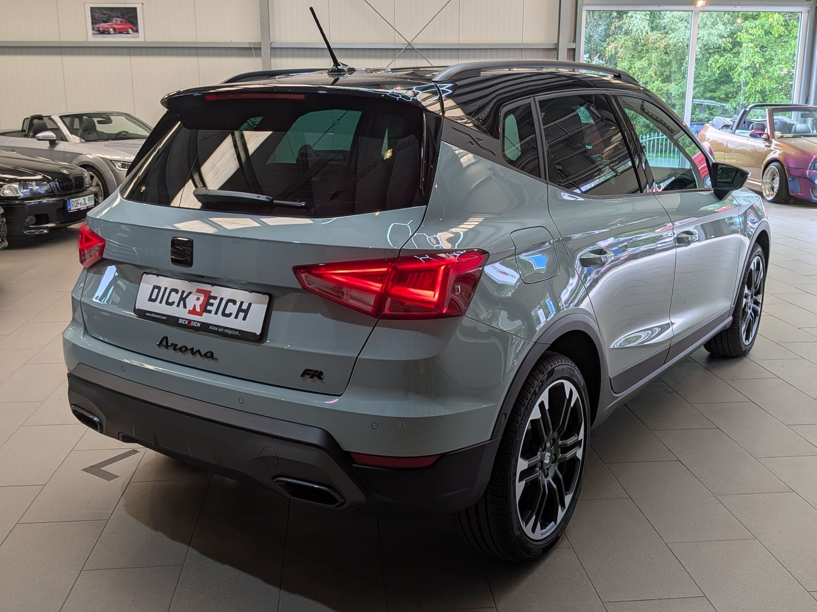 Fahrzeugabbildung SEAT Arona 1.5 TSI FR Black Editio*ACC*KAMERA*LED*18"