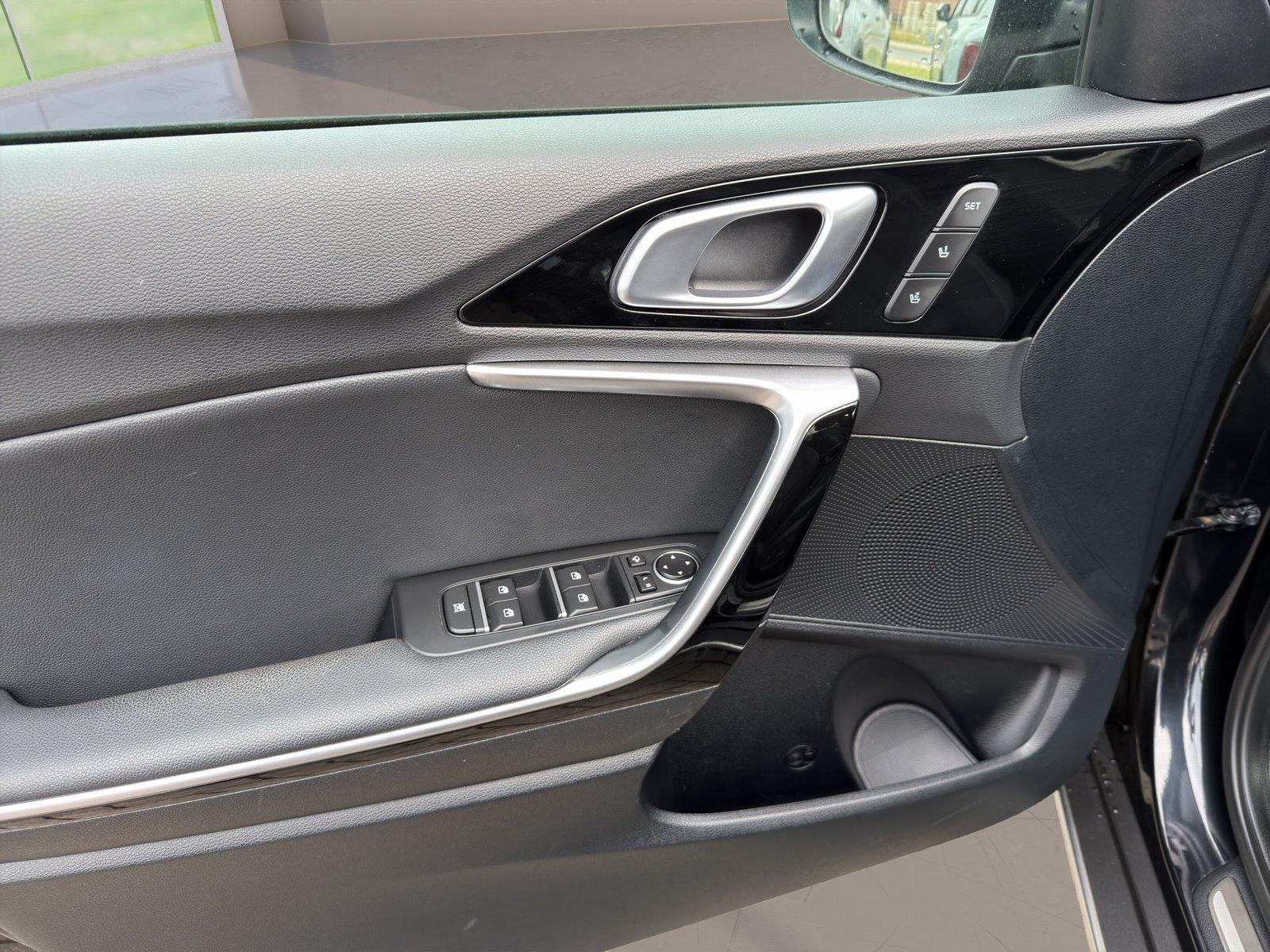 Kia XCeed 1.6 GDI PHEV Platinum DCT AHK~8*Fach~