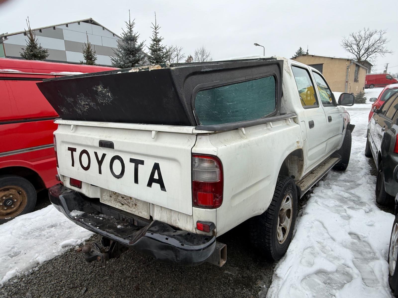 Toyota Hilux 2005 — photo 5