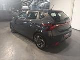 Hyundai i20 1.0 T-GDI Select ParkPilot|Sitzheizung|Klima - Hyundai i20 Gebrauchtwagen in München