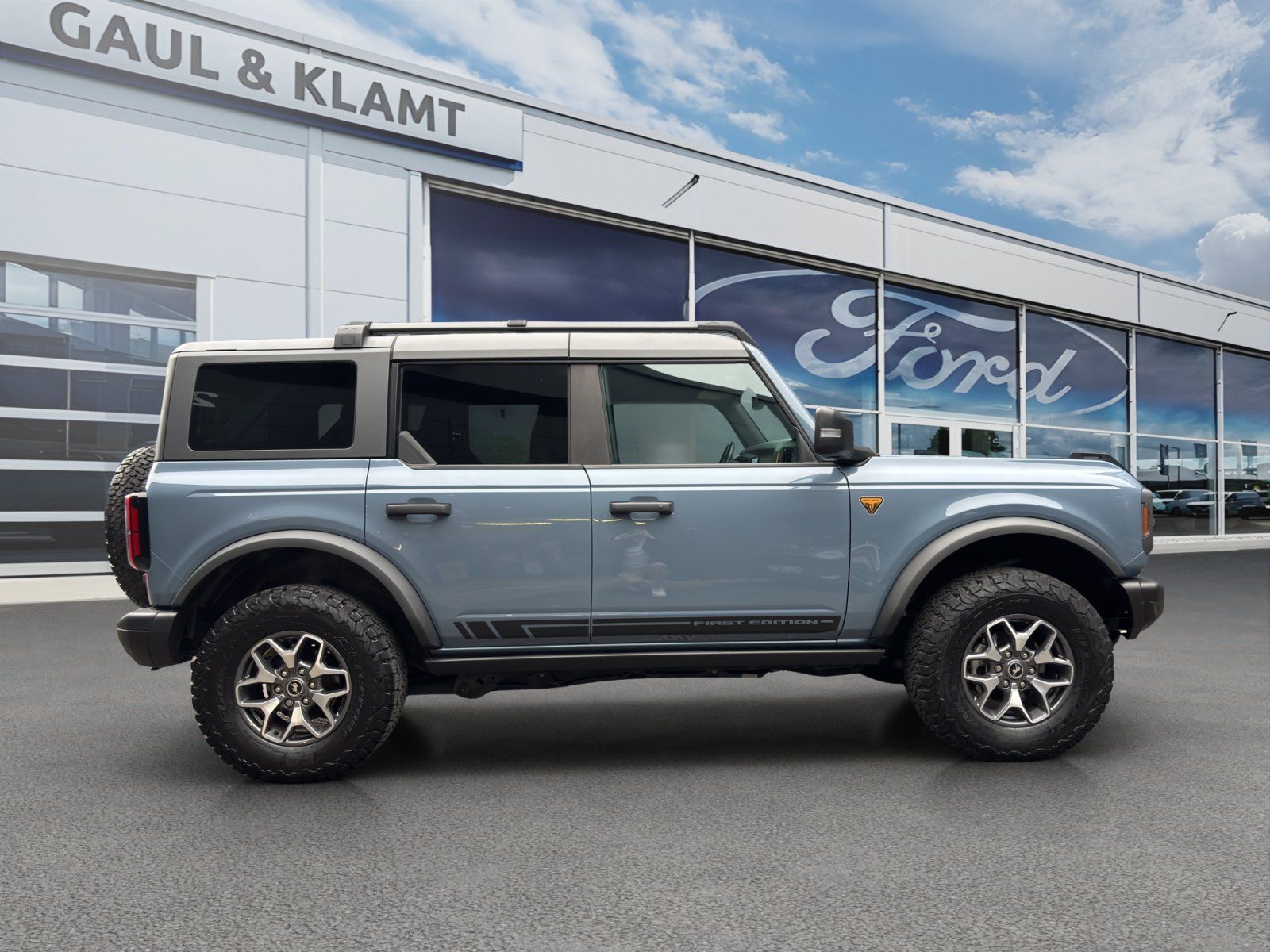 Fahrzeugabbildung Ford Bronco 2.7l EcoBoost V6 Badlands e-4WD #360-Gr
