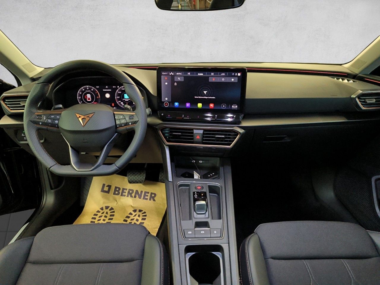 Fahrzeugabbildung CUPRA Leon Tribe eTSI DSG 150 PS Navi, Lichtpaket, AHK