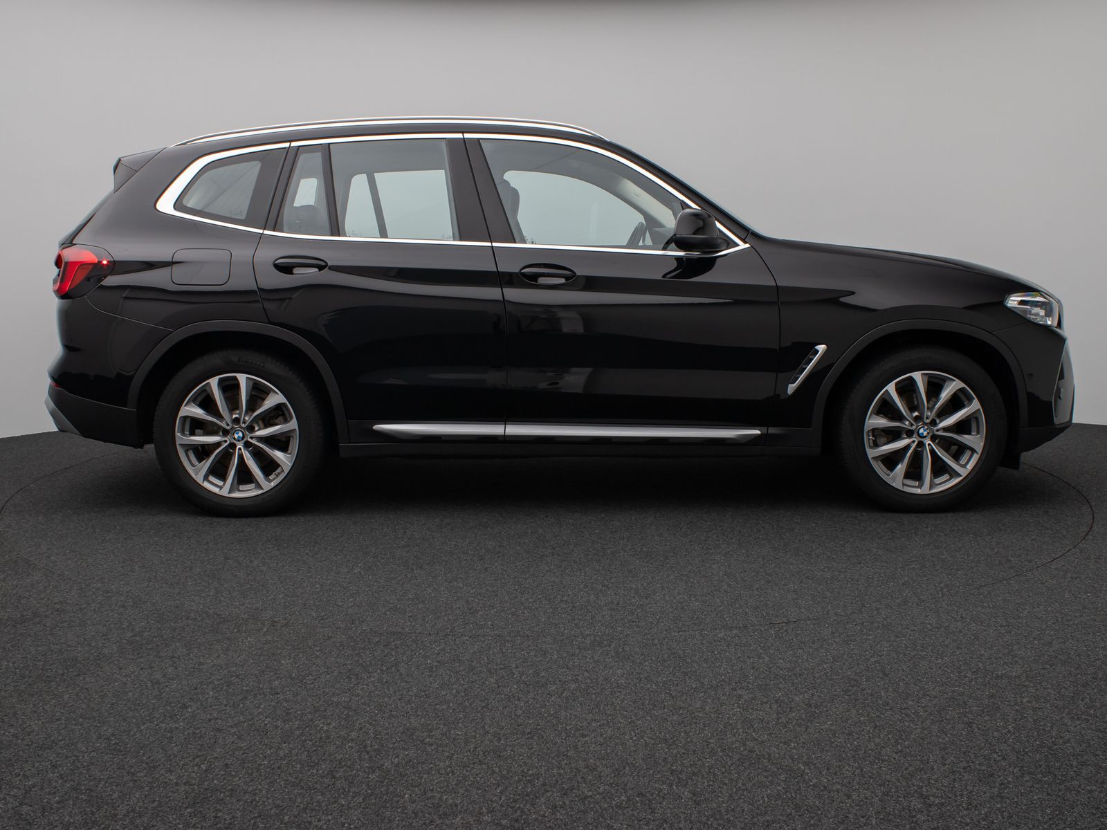 Fahrzeugabbildung BMW X3 xD20i Kamera DAB HiFi Leder M Sport 19Zoll